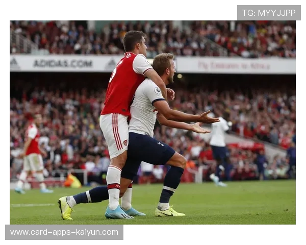 热刺库卢塞夫斯基距门不远爆射干脆利落,英超新锋线闪耀全场 热刺库卢塞夫斯基距门不远爆射干脆利落,英超新锋线闪耀全场