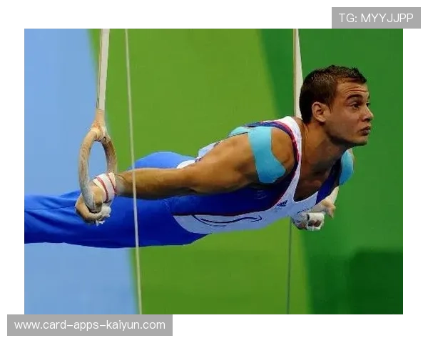 吊环十字支撑长时间保持令人震撼 吊环十字支撑长时间保持令人震撼